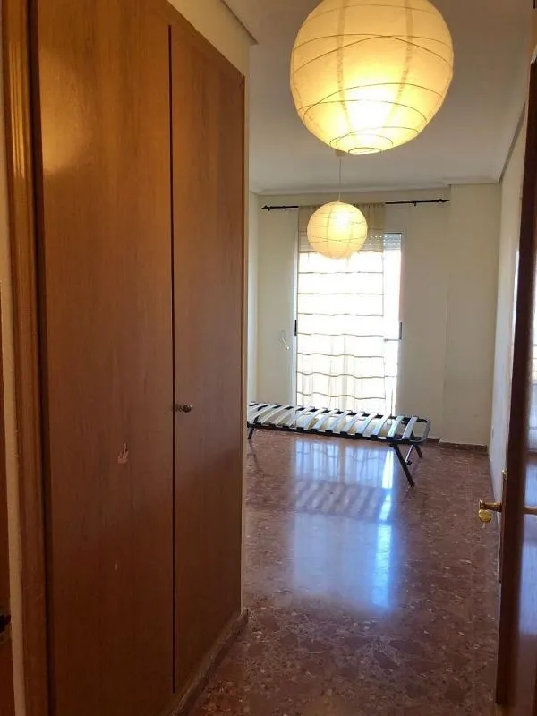 Chambres - 3-Bedroom Flat with Balcony in Albal