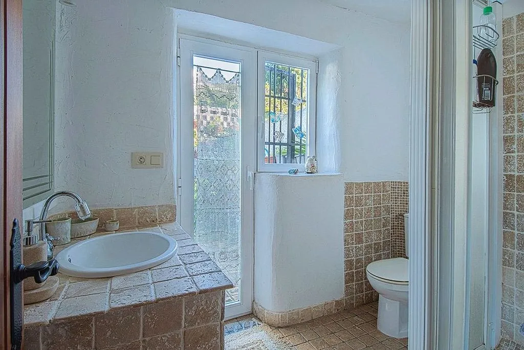 Salles de bain - Traditional Villa with Pool in Portichol