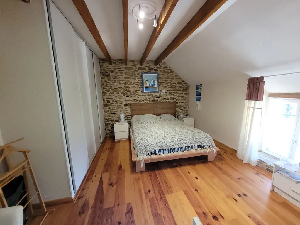 Chambres - Corps de Ferme avec Piscine à la Campagne
