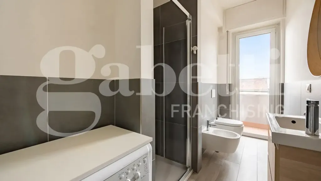 Salles de bain - Modernised Studio with Balcony in Porta Venezia, Milan