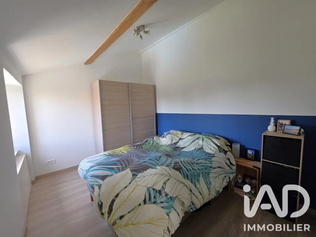 Chambres - Maison en Pierre avec Piscine au Cœur de Quintenas