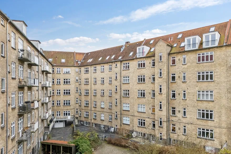 Giardino - Apartment Building with Elevator in Frederiksbjerg
