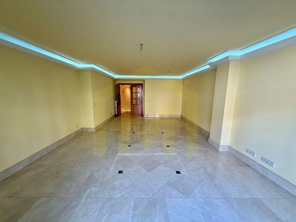 Hallway - Sunny Apartment with Terrace in Rosal