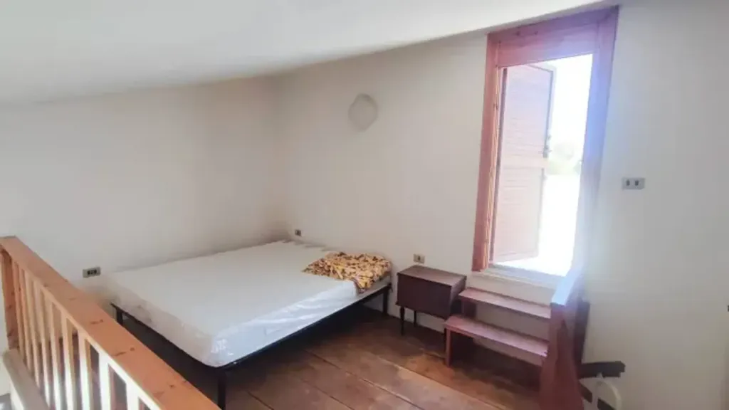 Chambres - Apartment with Balcony in Calopezzati