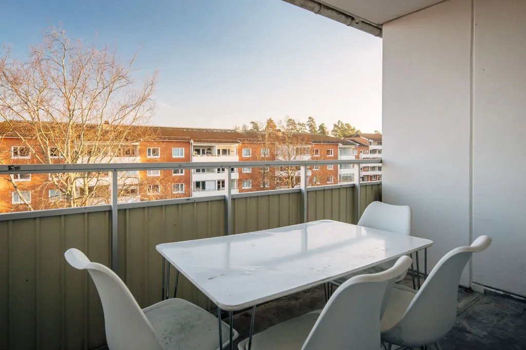 Balcon - Apartment with Balcony in Mariestad