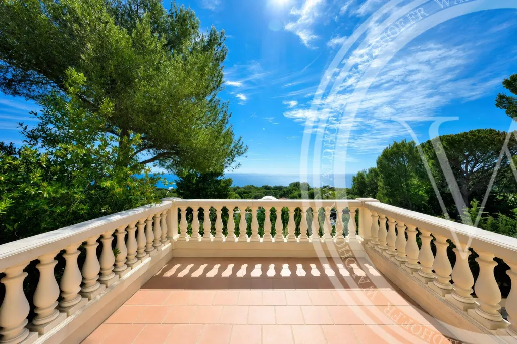 Terrazza - Provençal Villa with Sea Views in Cap Ferrat