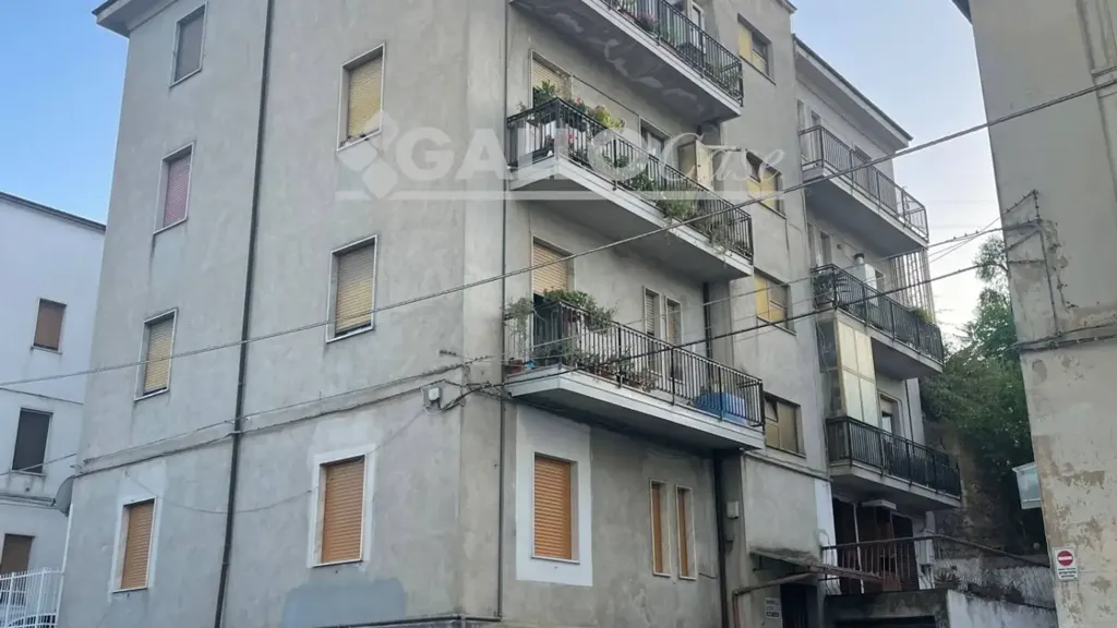 Extérieur - Three-Bedroom Apartment with Attic in Cosenza
