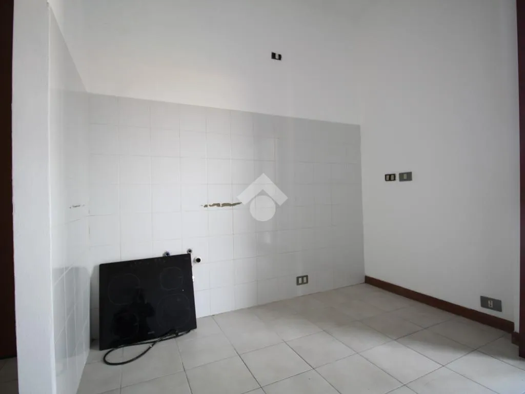 Pesuköök - Apartment with Balcony in Brescia