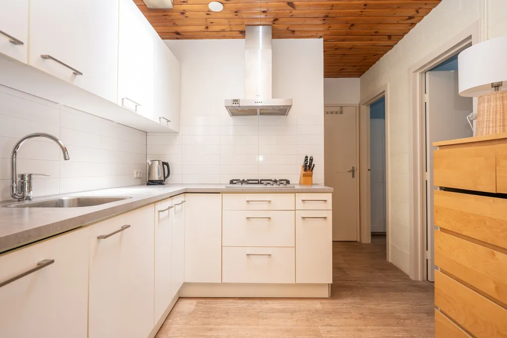 Cucina - Gabled Bungalow with Garden in De Koog