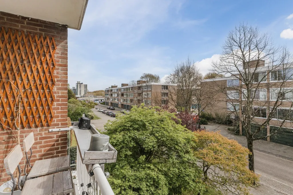 Rõdu - Portiekflat with Zuidas View in Amsterdam