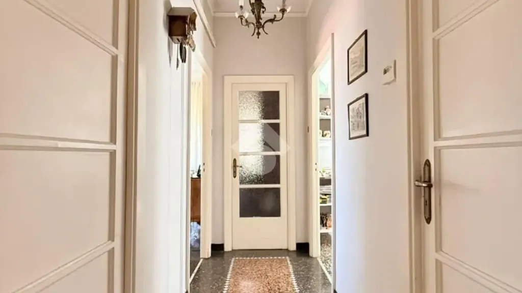 Entrée - Apartment with Sea View in Genoa