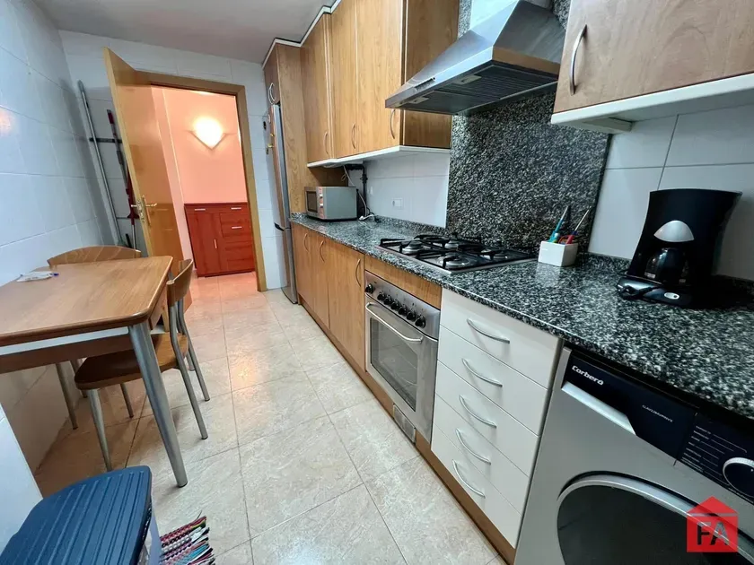 3 magamistoaga korter asukohas Tarragona