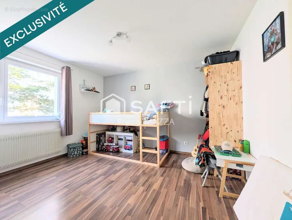 Chambres - Appartement avec Balcon Sud-Ouest à Huningue