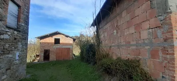 Aed - Rustic Farmhouse with Land near Sassuolo