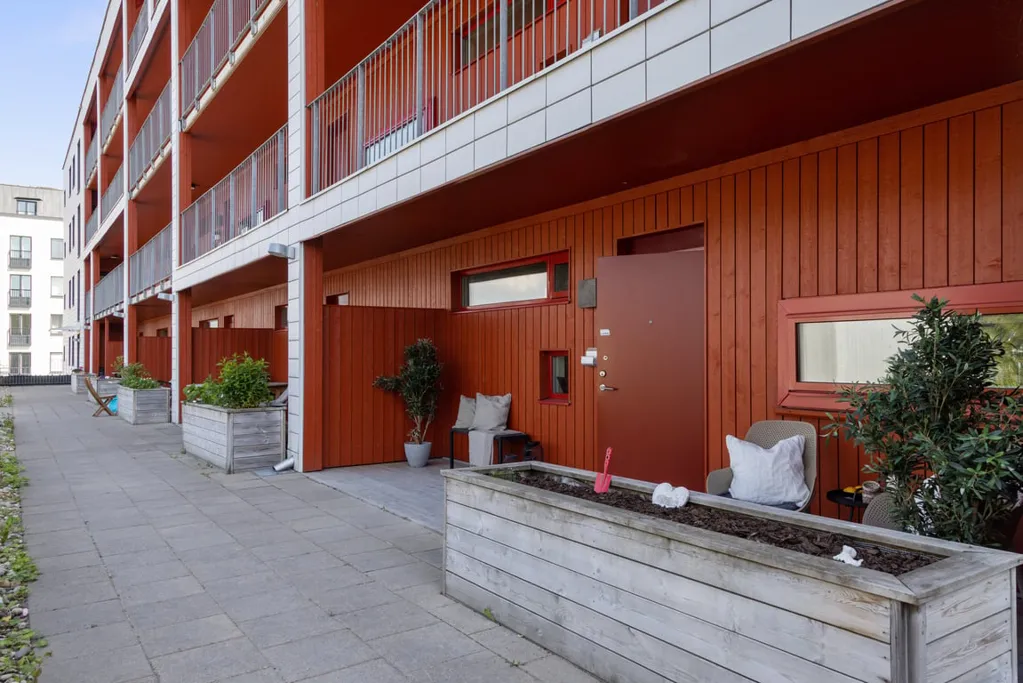 Välivaade - Apartment with South-Facing Balcony in Vallhamra