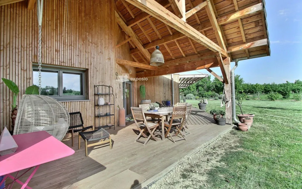 Terrasse - Maison Meublée avec Vue Pyrénées à Andoins