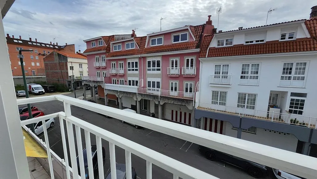 Balcony - 2-Bedroom Flat with Balcony in Miño