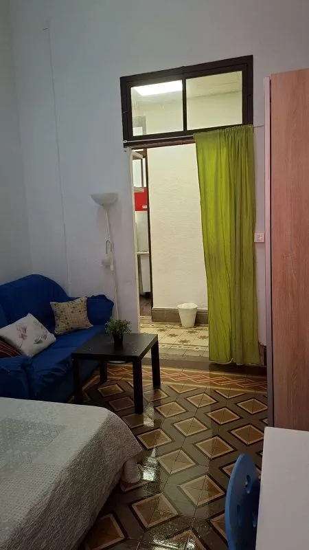 Magamistoad - Studio with Balcony in Granada Centre