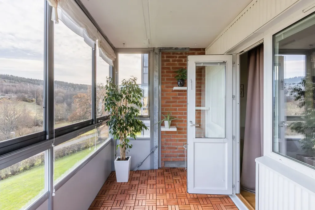 Rõdu - Two-Bedroom Flat with Balcony in Jönköping