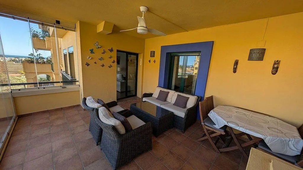 Terrasse - Apartment with Pool in Casco Antiguo, San Pedro