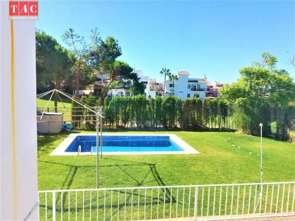 Piscine - Luxury Semidetached House with Pool in Isla Cristina
