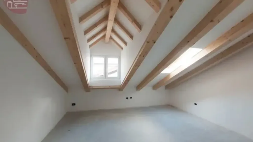 Pièces - Riqualificato Triplex in Trieste