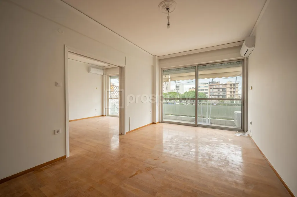 Toad - Renovated Apartment with Sea View in Patras