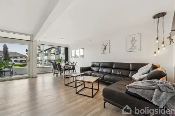 Living Room - Spacious Apartment with Balcony in Herning