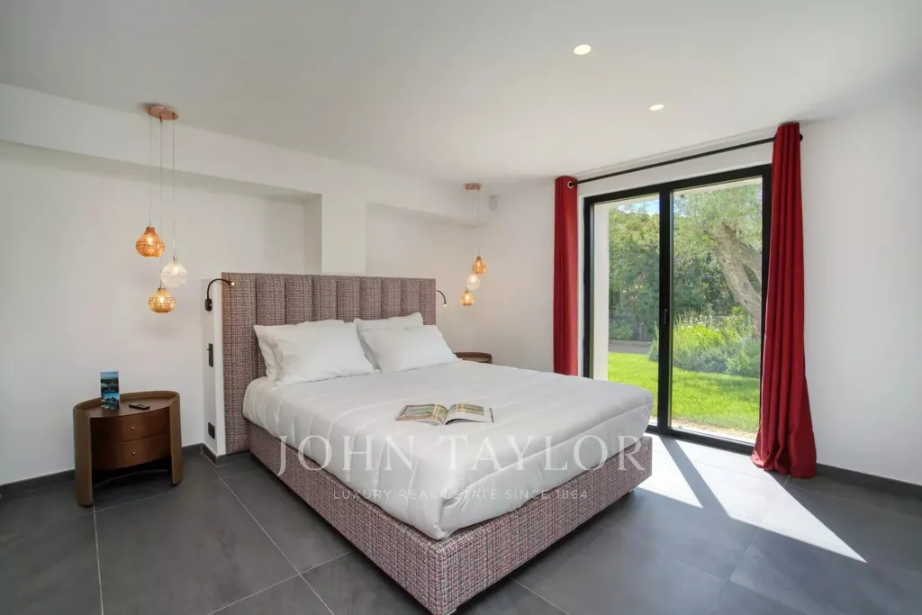 Chambres - Villa avec Piscine et Vue Mer à La Croix-Valmer