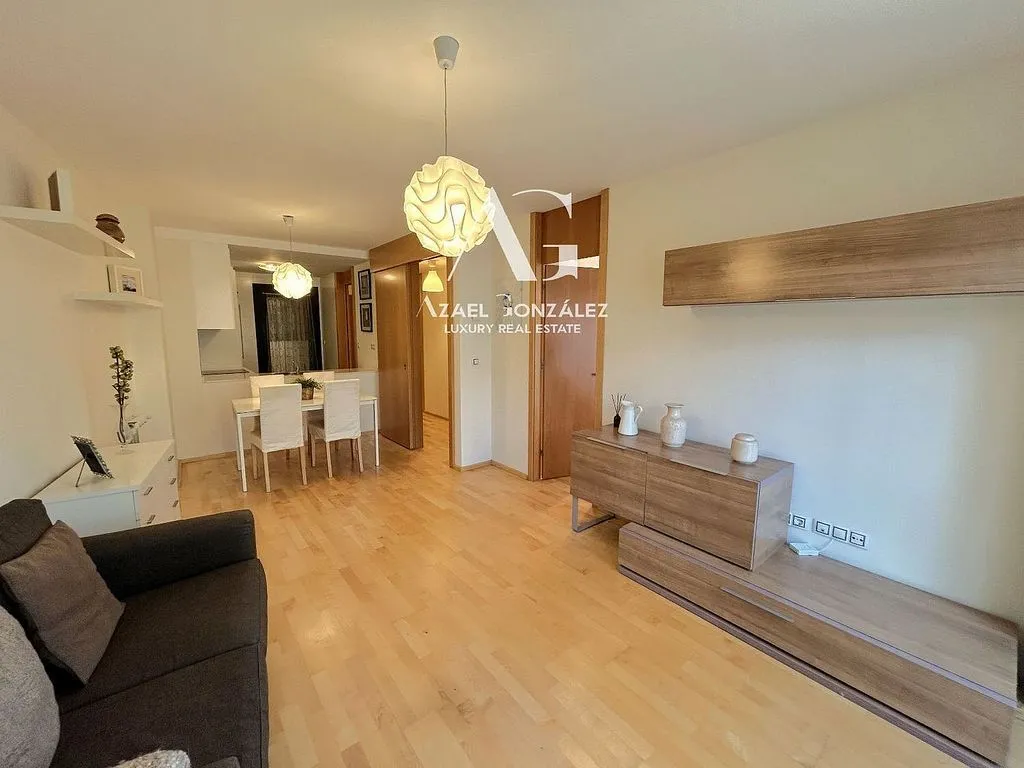 Elutuba - Charming Flat with Patio in Torrelavega Centre