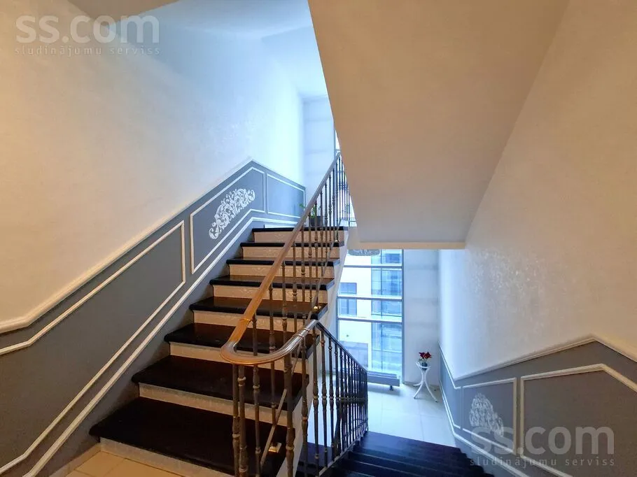 Pièces - Three-Bedroom Apartment with Sauna in Riga Centre