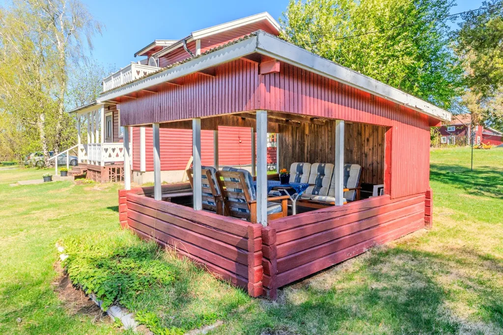 Terrasse - Villa with Garden in Ostvik