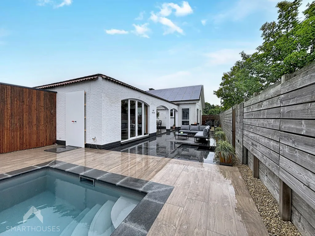 Bassein - Half-Open House with Pool in Zwevegem