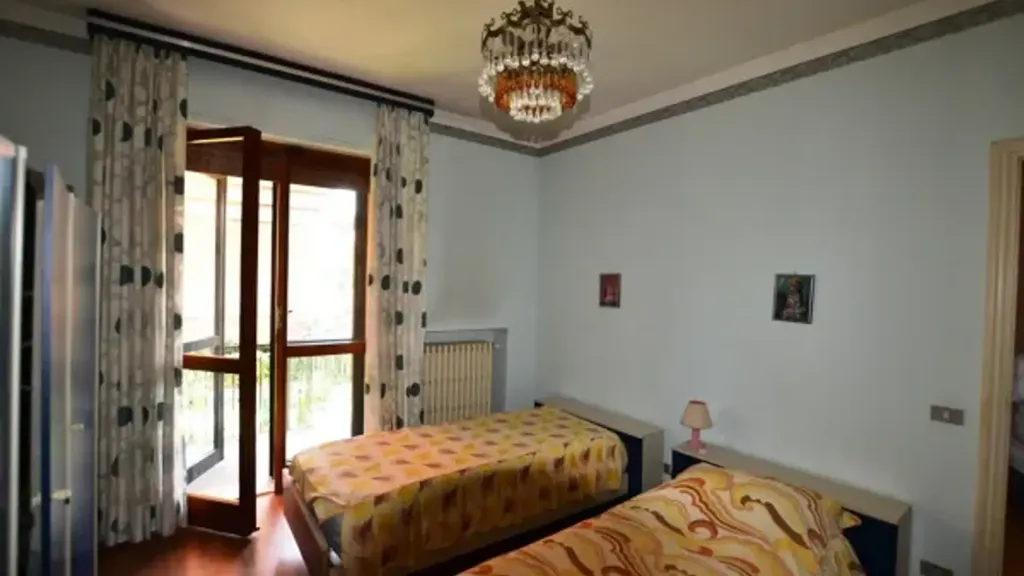 Magamistoad - Villa with Private Garden in Biella