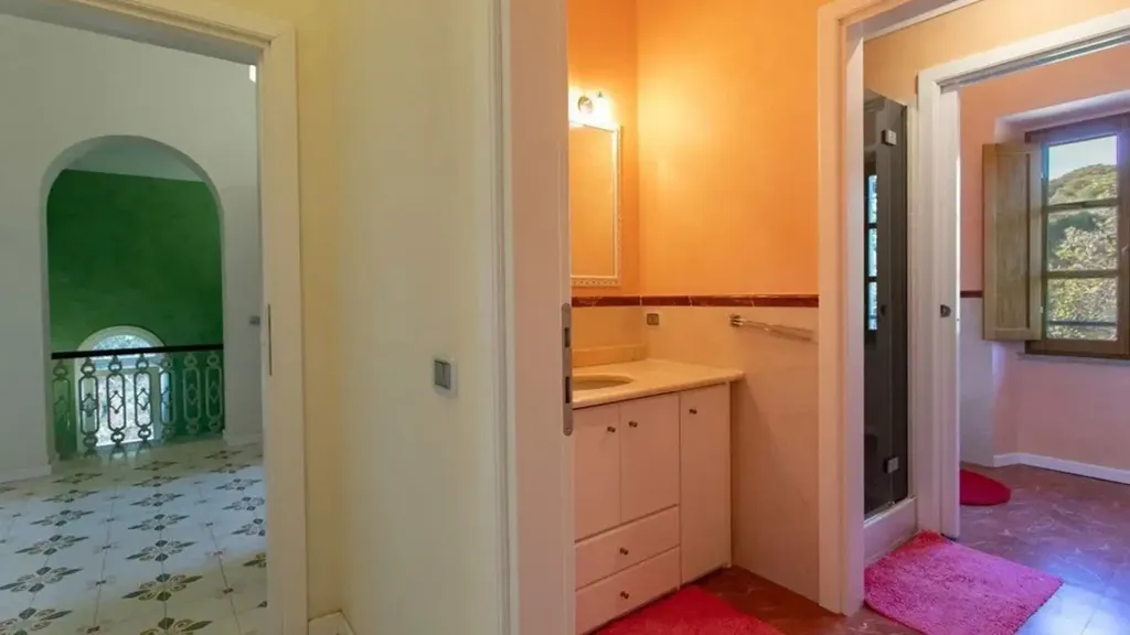 Vannitoad - Historic Villa with Pool in Porto Azzurro