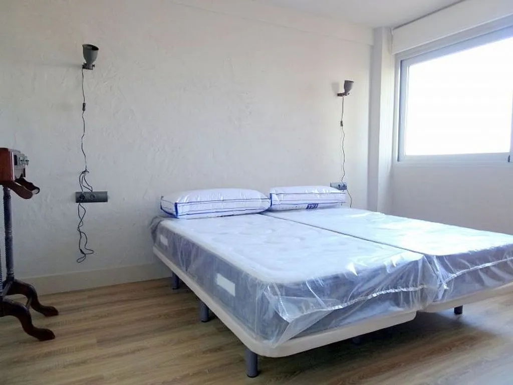 Chambres - Seafront Apartment with Terrace in Palma de Mallorca