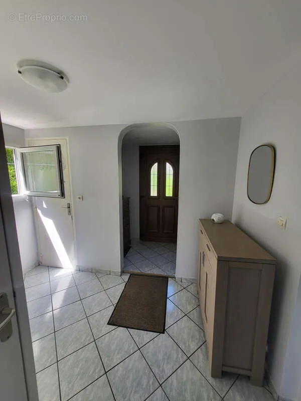 Entrée - Maison au Calme avec Jardin à Saint Léonard
