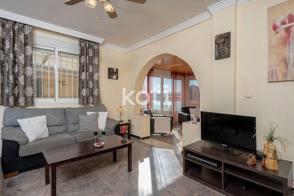 Séjour - Beachfront Apartment with Terrace in Los Boliches