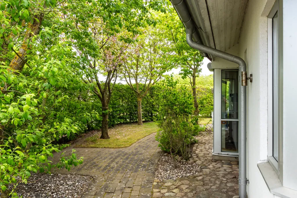 Jardin - Architectural Villa with Sea View in Södra Näs