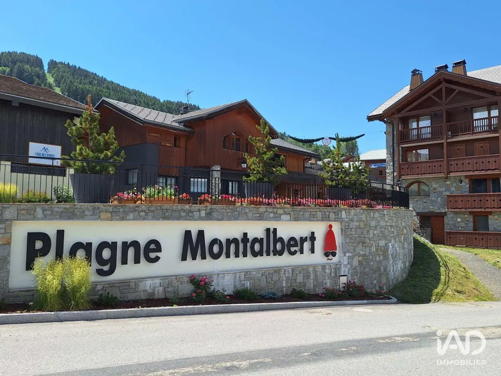 Välivaade - Duplex Apartment with Ski Access in La Plagne Montalbert