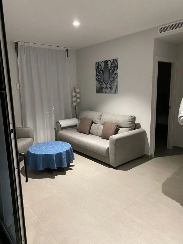 Elutuba - Modern Apartment with Pool in Playa del Bol