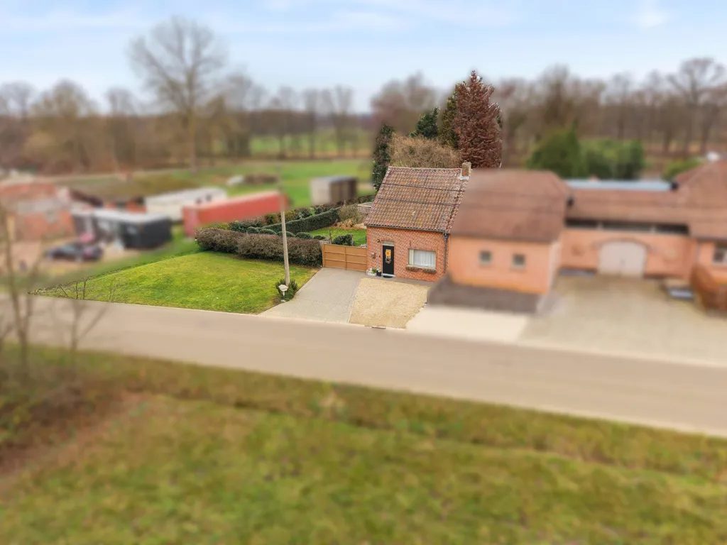 Õhuvaade - Half-Open Building with Large Garden in Lummen