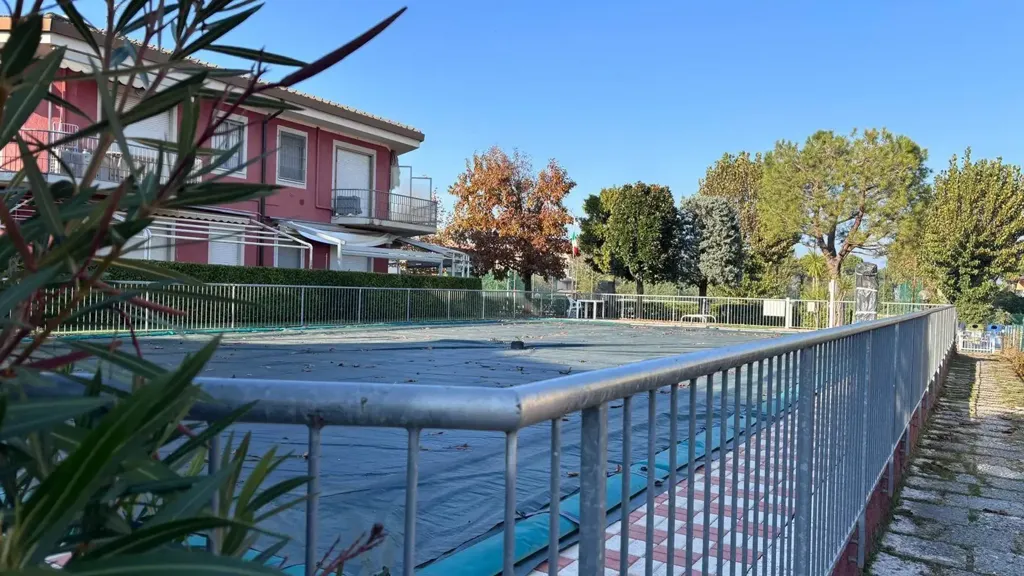 Bassein - Studio with Pool in Sirmione
