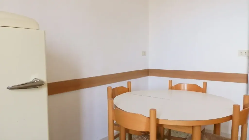 Salle à manger - Terraced Apartment with City View in Trieste