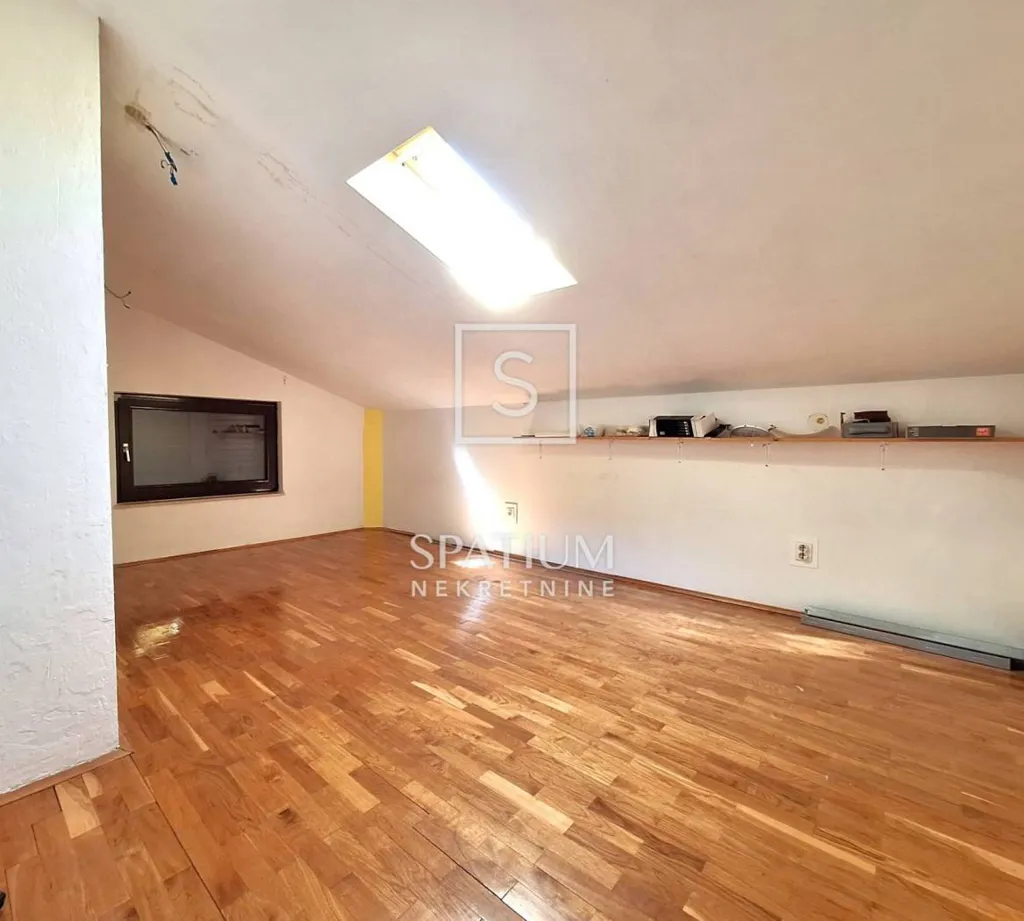 Pièces - Family Flat with Balcony in Viškovo