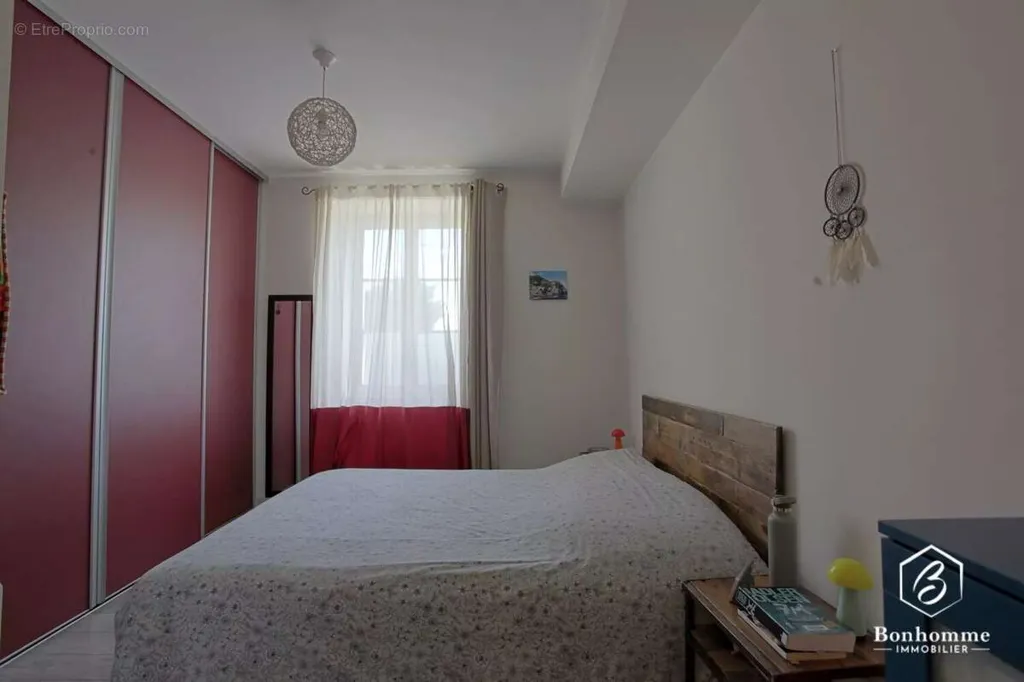 Bedrooms - Character House with Pool in Saint-Selve