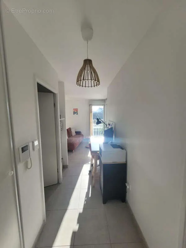 hallway_entrance