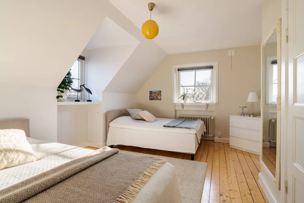 Chambres - Classic 1928 Villa with Garden in Tomelilla