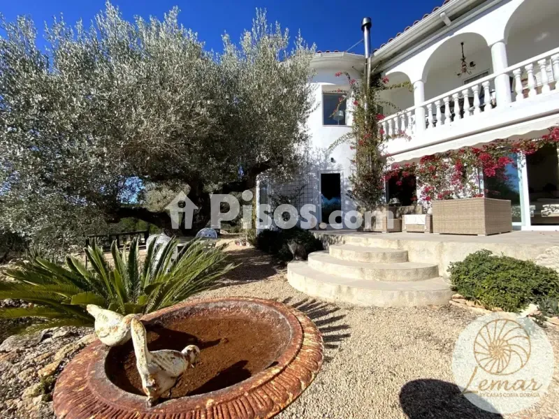 Esterno - Rustic Finca with Solar Panels in Camarles
