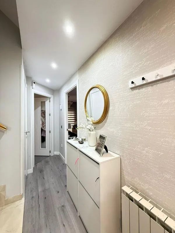 Esik - Renovated Townhouse with Solar Panels in Coimbra-Guadarrama
